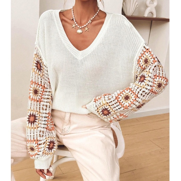 Cozy Floral Crochet V neck Oversized Sweater Top - Picture 7 of 12